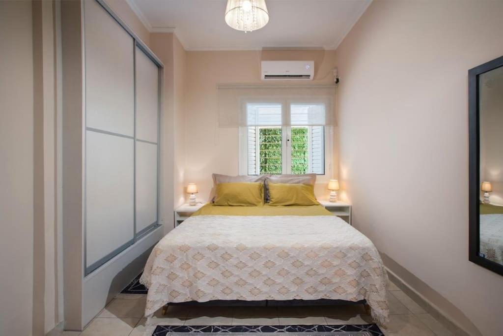Apartment In The Centre Of Athina Atenas Exterior foto