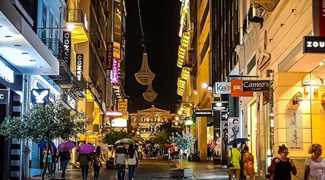 Apartment In The Centre Of Athina Atenas Exterior foto